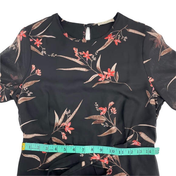 Le Lis Black Floral Tie Bell Sleeve Mini Dress Size Large - Picture 5 of 6